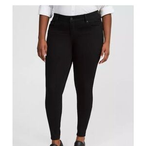 Torrid Black Bombshell Premium Stretch Skinny Jean - 12T